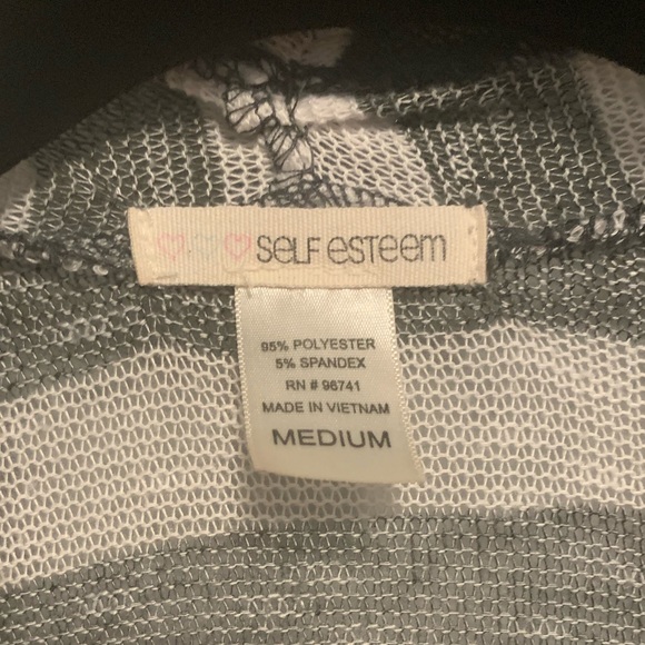 Grey and White Striped Short-Sleeved Cardigan - Picture 2 of 3